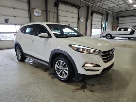 Hyundai Tucson * * CARFAX * * АВТО КРЕДИТ * * , снимка 2