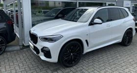 BMW X5 M50i 1