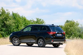     Mitsubishi Outlander Touring Edition 3.0 V6  