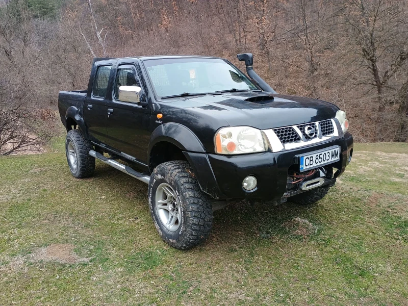 Nissan Navara 2.5D, снимка 1 - Автомобили и джипове - 49034386