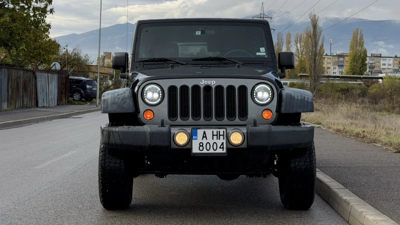 Jeep Wrangler Sport Unlimited, снимка 2 - Автомобили и джипове - 52360452