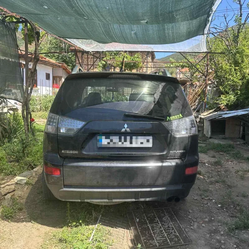 Mitsubishi Outlander, снимка 2 - Автомобили и джипове - 53144400