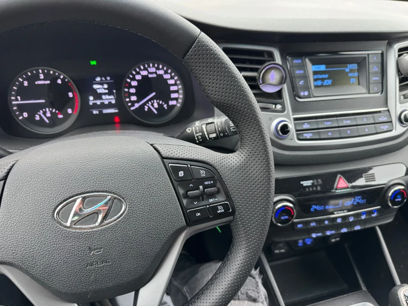 Hyundai Tucson 1.7 CRDi Xplus ISG* 2017г* EURO 6b* , снимка 10 - Автомобили и джипове - 53416815