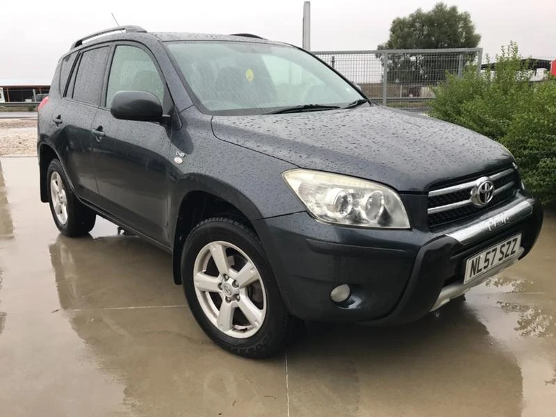 Toyota Rav4 2.2d4d-43 Броя!!!, снимка 3 - Автомобили и джипове - 34471799