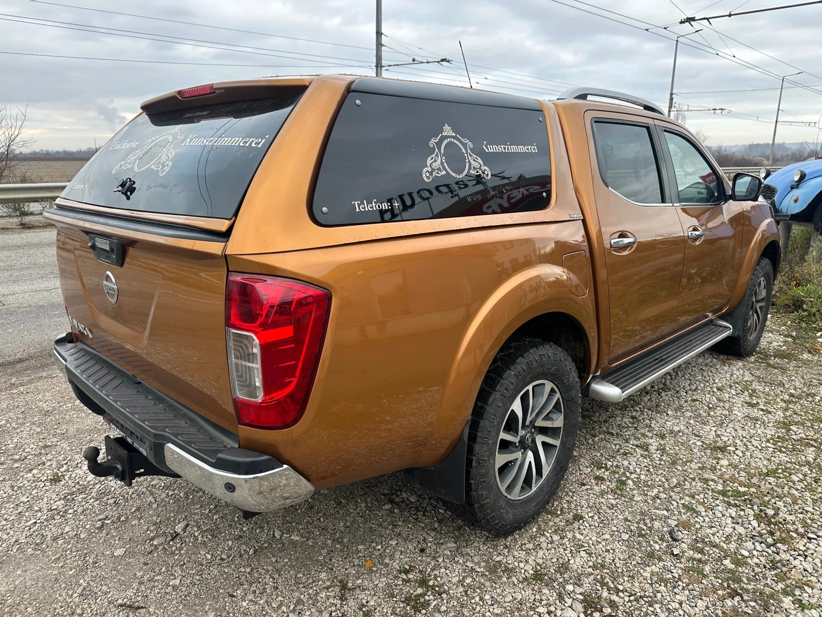Nissan Navara 2.3dci-Ръчка-Автомат, снимка 4 - Автомобили и джипове - 53945775