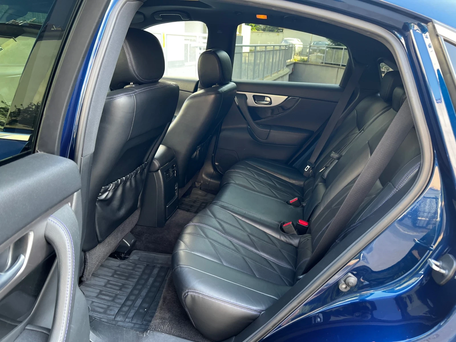 Infiniti QX70 QX70s 4x4 Full | Mobile.bg   10