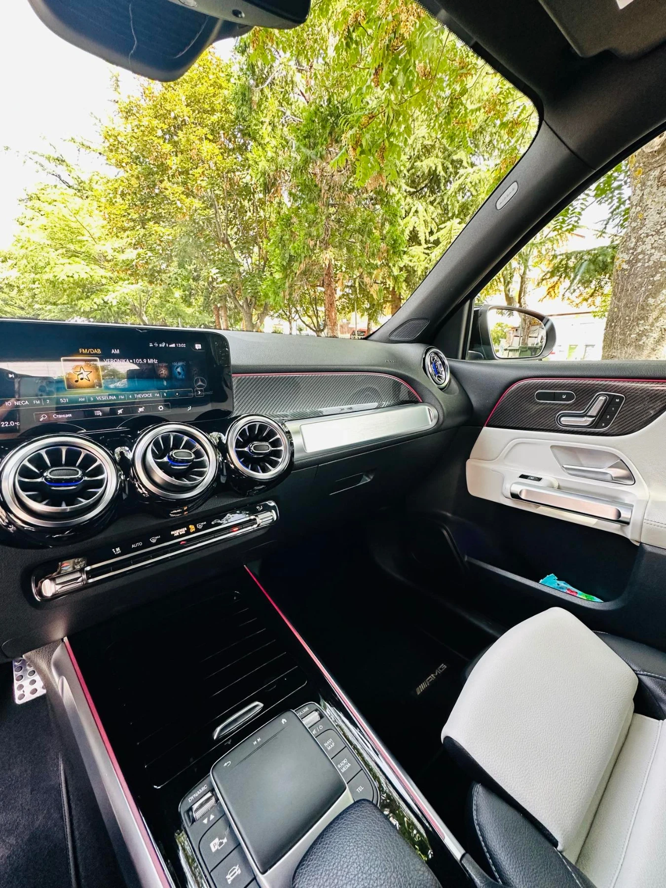 Mercedes-Benz GLB | Mobile.bg � ����������� 12