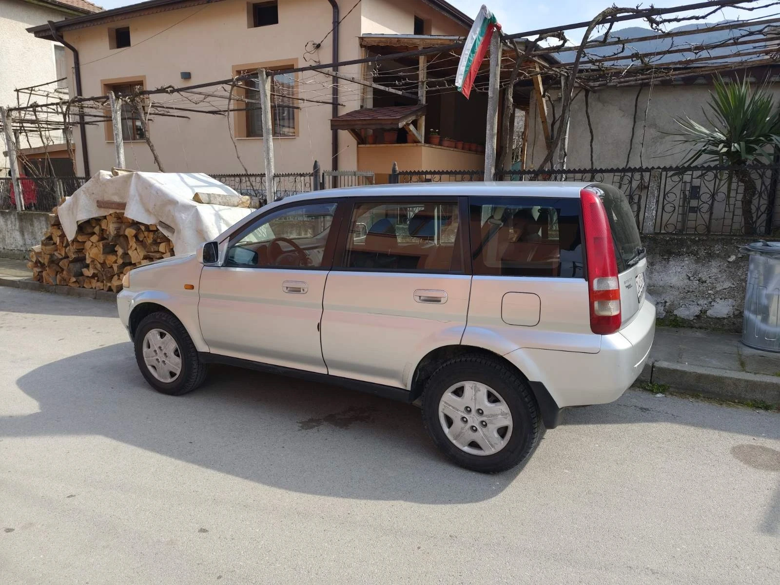 Honda Hr-v 1.6 ГАЗ, снимка 2 - Автомобили и джипове - 53880389