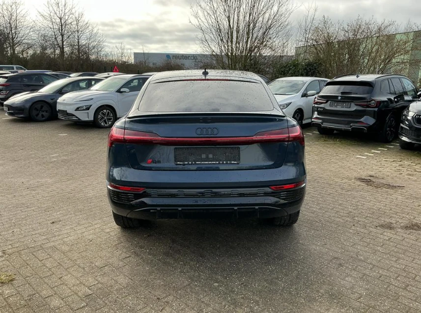 Audi Q8  E-tron Sportback 55 S Line, снимка 7 - Автомобили и джипове - 54109953