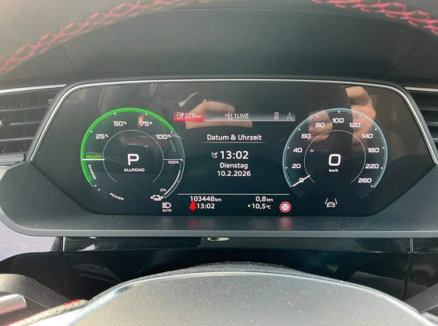 Audi Q8  E-tron Sportback 55 S Line, снимка 9 - Автомобили и джипове - 54109953