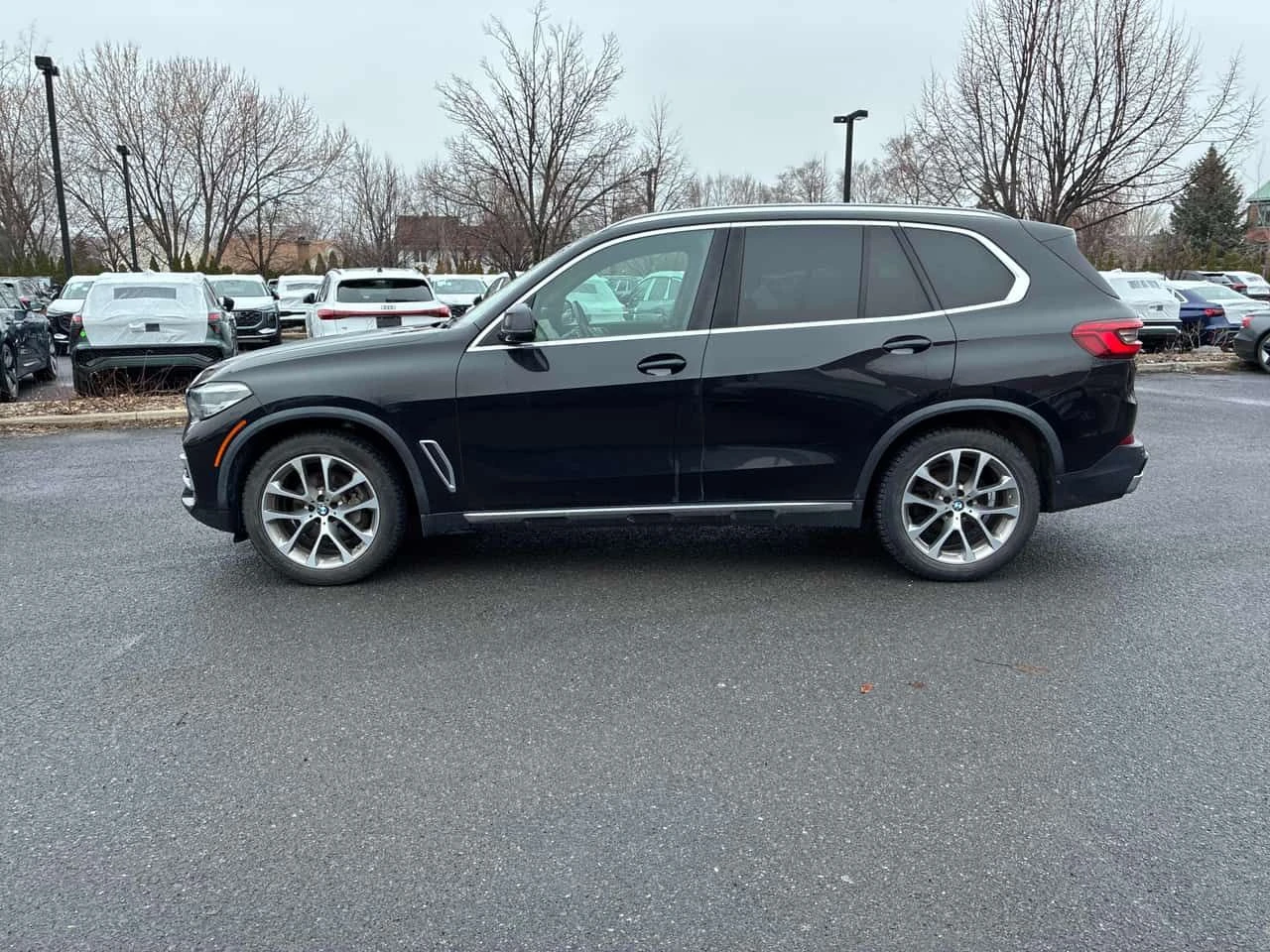 BMW X5 xDrive40i/CARFAX/AMBIENT/ПАНОРАМА, снимка 3 - Автомобили и джипове - 54223176