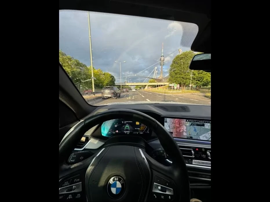 BMW X5 xDrive40d, Laser, Panorama, HuD, Standhzg, снимка 8 - Автомобили и джипове - 54681933