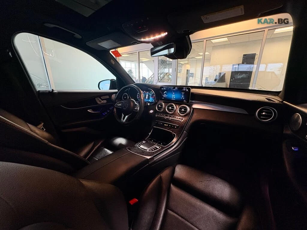 Mercedes-Benz GLC 300 AMG* DIGITAL* BURMESTER* ПАМЕТ* , снимка 12 - Автомобили и джипове - 54949963