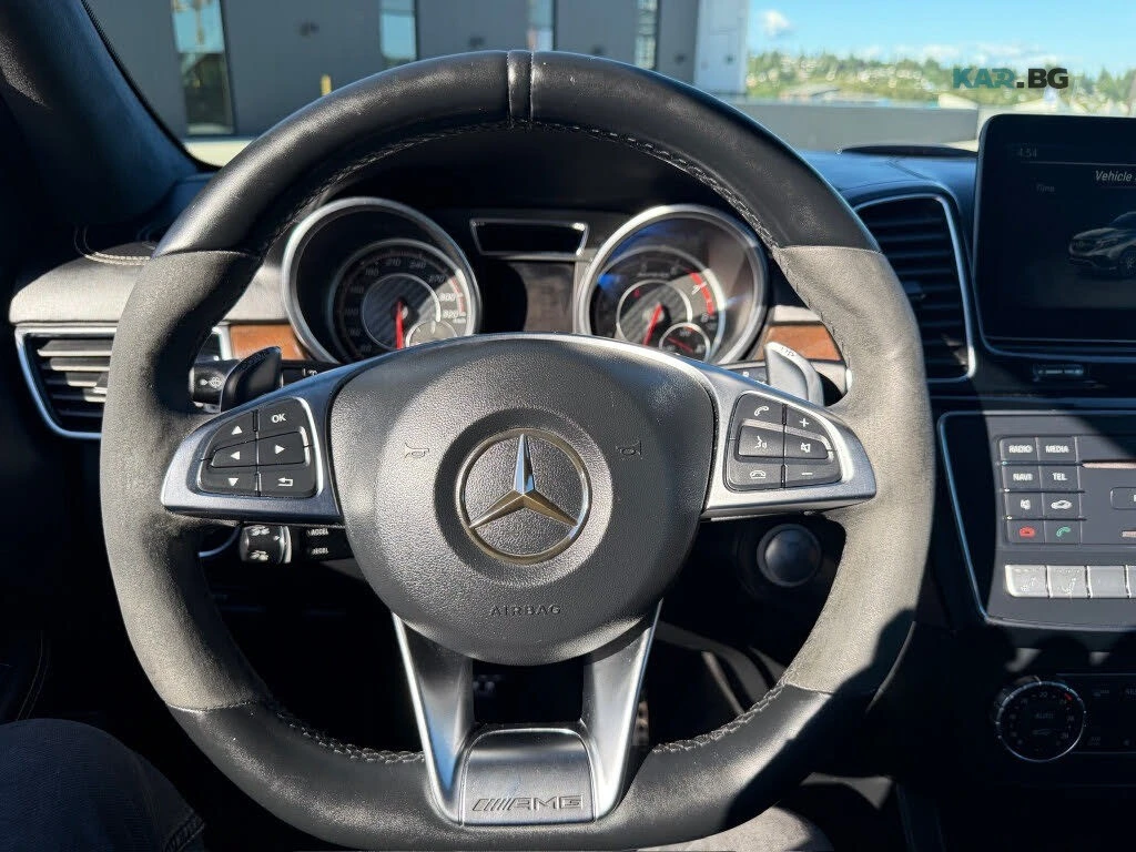 Mercedes-Benz GLE * AMG Line * HeadUp * * AвтоКредит* (ЦЕНА ДО БГ), снимка 13 - Автомобили и джипове - 55109926