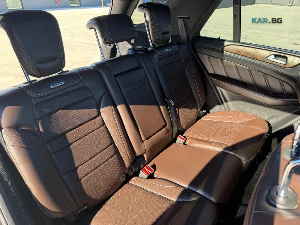 Mercedes-Benz GLE * AMG Line * HeadUp * * AвтоКредит* (ЦЕНА ДО БГ), снимка 14 - Автомобили и джипове - 55109926