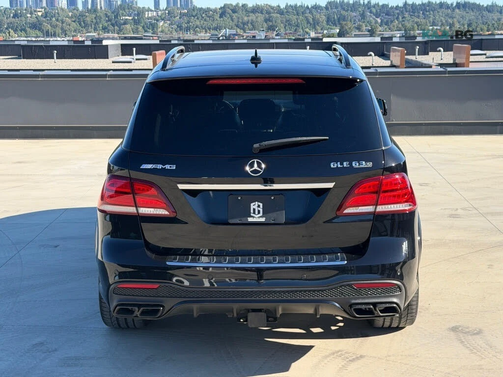 Mercedes-Benz GLE * AMG Line * HeadUp * * AвтоКредит* (ЦЕНА ДО БГ), снимка 10 - Автомобили и джипове - 55109926