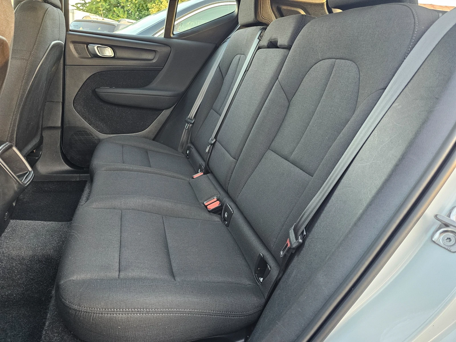 Volvo XC40 2.0D, 150�.�., 4�4  | Mobile.bg � ����������� 10