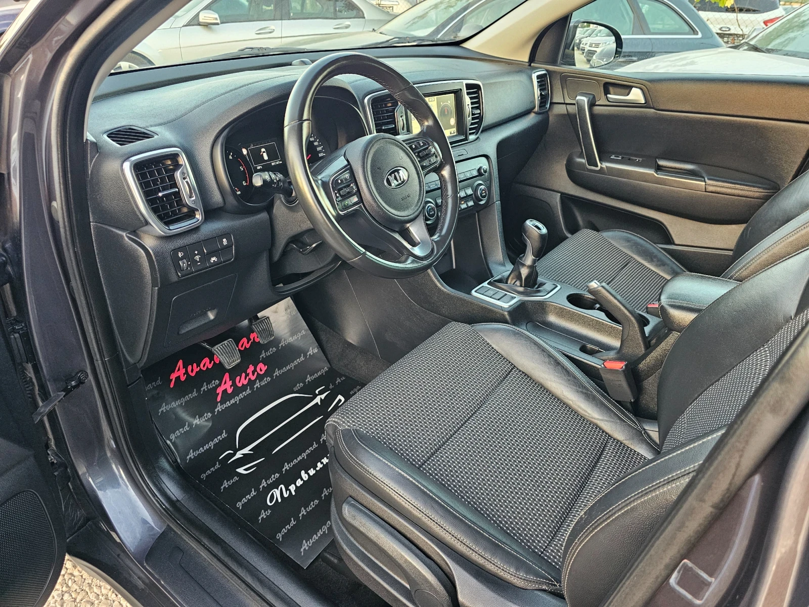 Kia Sportage 1.7CRDI, 115к.с., снимка 8 - Автомобили и джипове - 55580010
