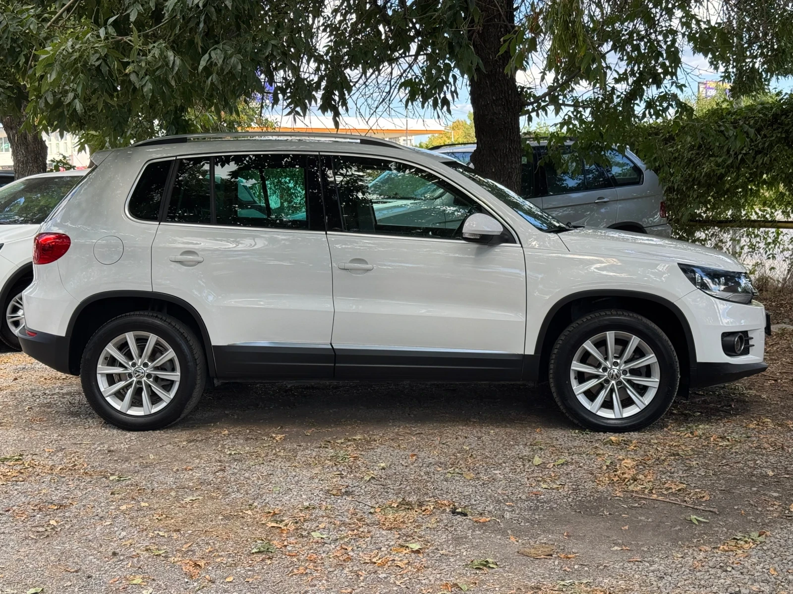 VW Tiguan 2.0tdi* DSG* Navi* 4x4 | Mobile.bg � ����������� 8
