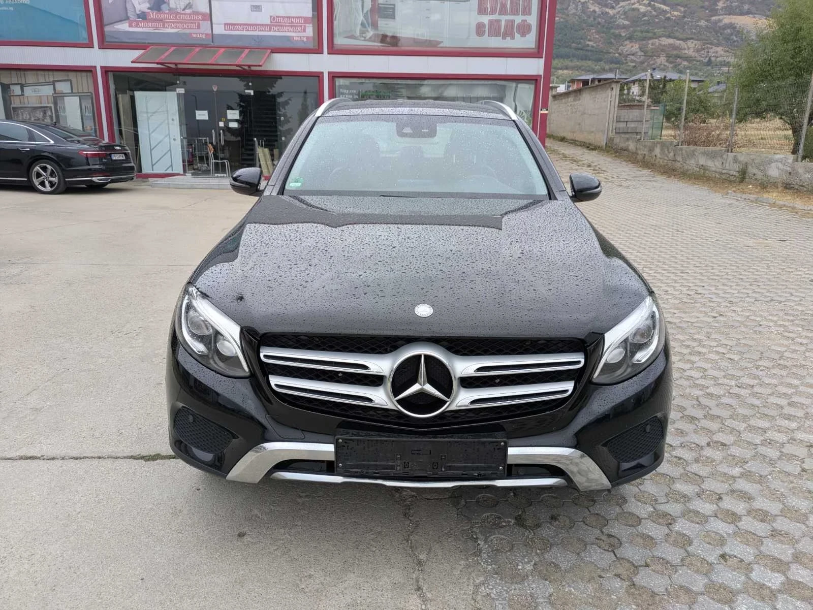 Mercedes-Benz GLC 220 4Matic ГЕРМАНИЯ Сервизна история, снимка 2 - Автомобили и джипове - 56243922