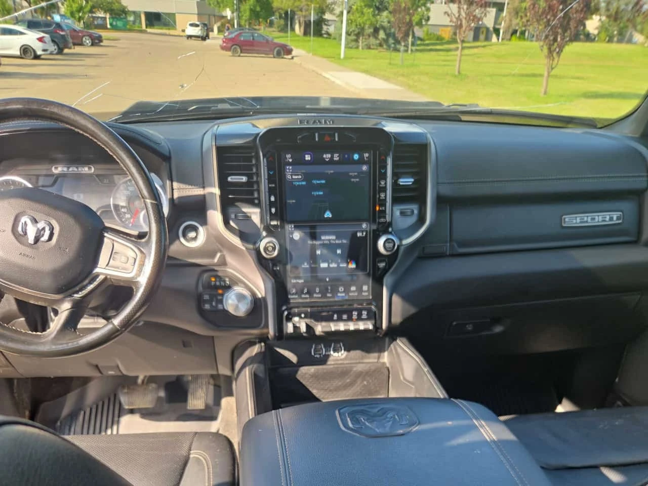 Dodge RAM 1500 * Sport 4x4 Crew Cab 5'7" Box * CARFAX *  | Mobile.bg � ����������� 10