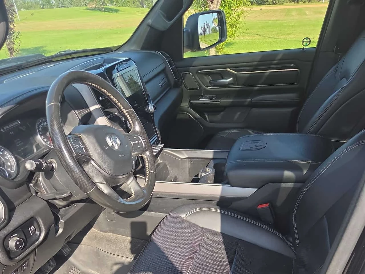 Dodge RAM 1500 * Sport 4x4 Crew Cab 5'7" Box * CARFAX *  | Mobile.bg � ����������� 12