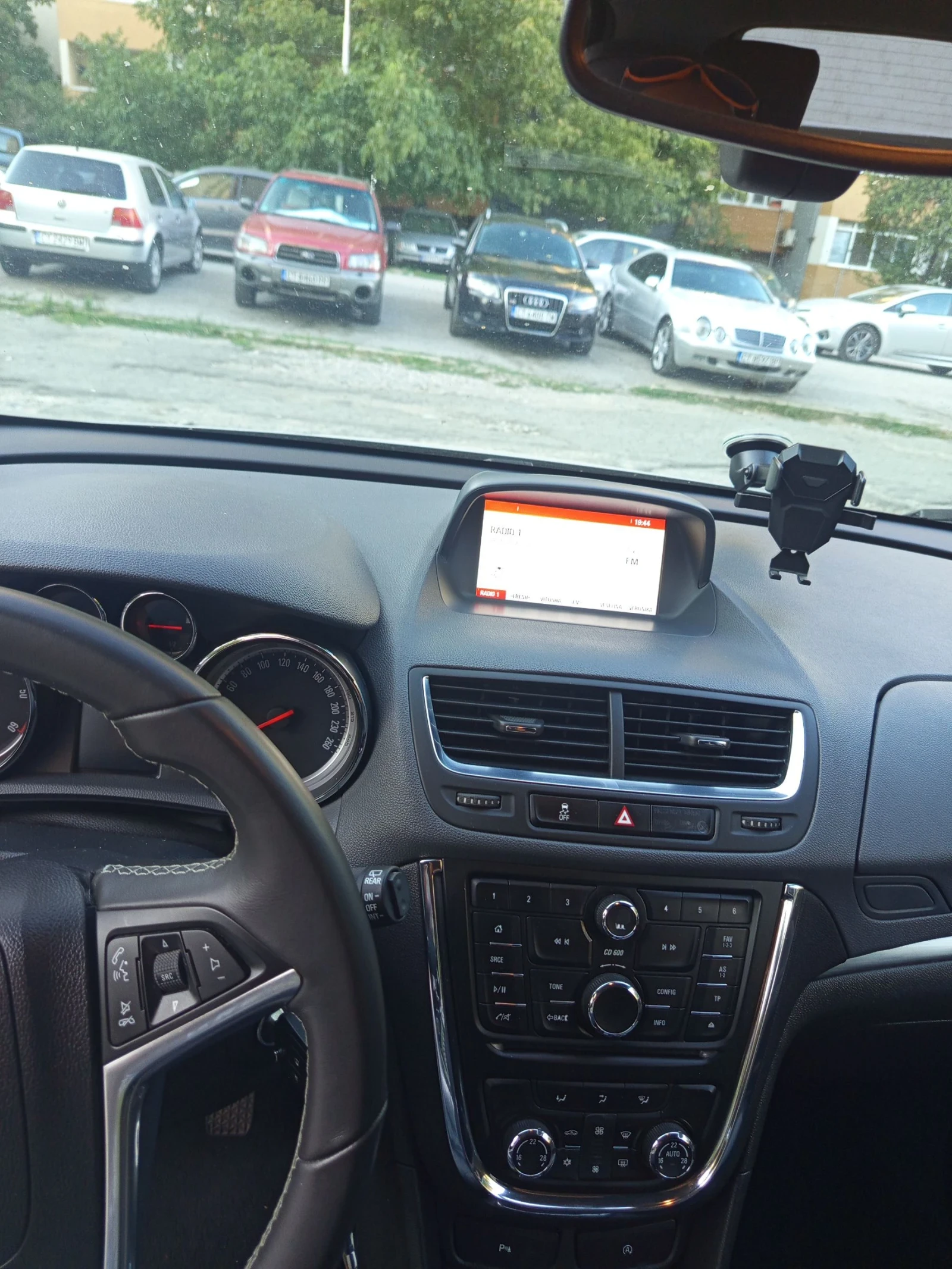 Opel Mokka, снимка 10 - Автомобили и джипове - 56601754