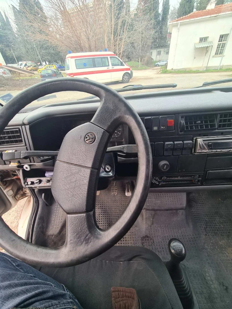 VW T5, снимка 6 - Бусове и автобуси - 53303898