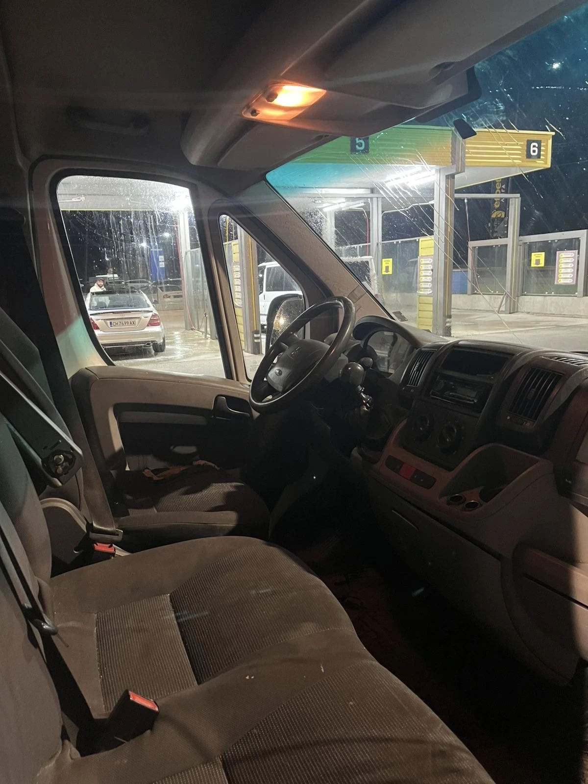 Peugeot Boxer 2.2hdi - изображение 10