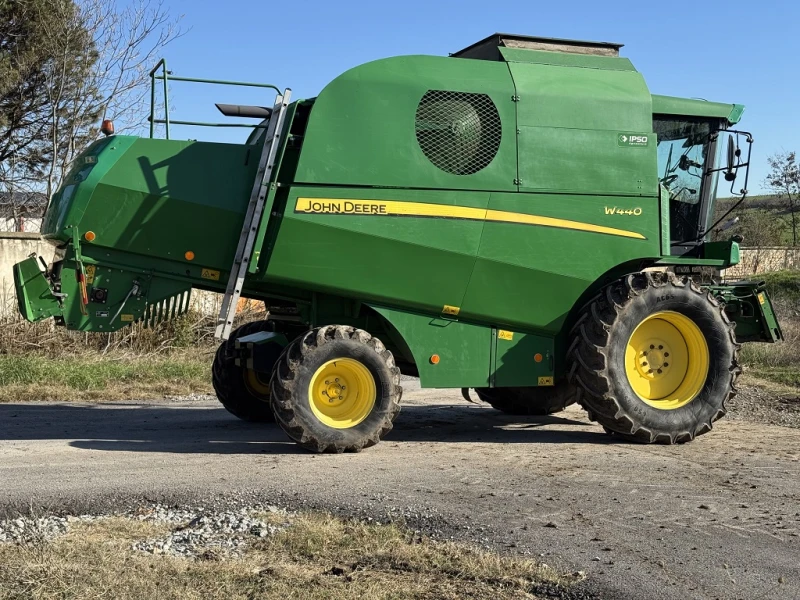 Комбайн John Deere W440 ЛИЗИНГ, снимка 2 - Селскостопанска техника - 48044682