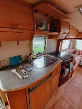 Каравана Swift Conquerer , снимка 10