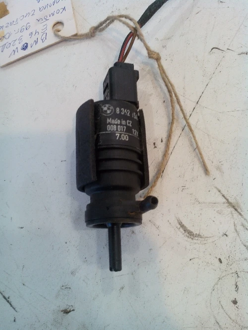 Помпа чистачки за БМВ Е46 320D (задна)