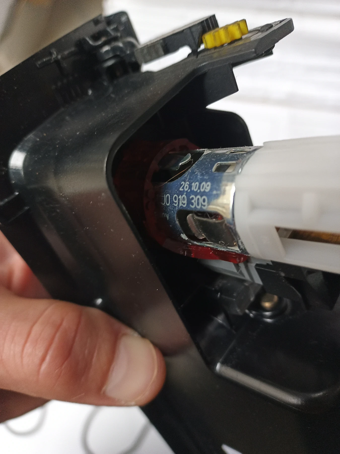    12 V    | Mobile.bg   4