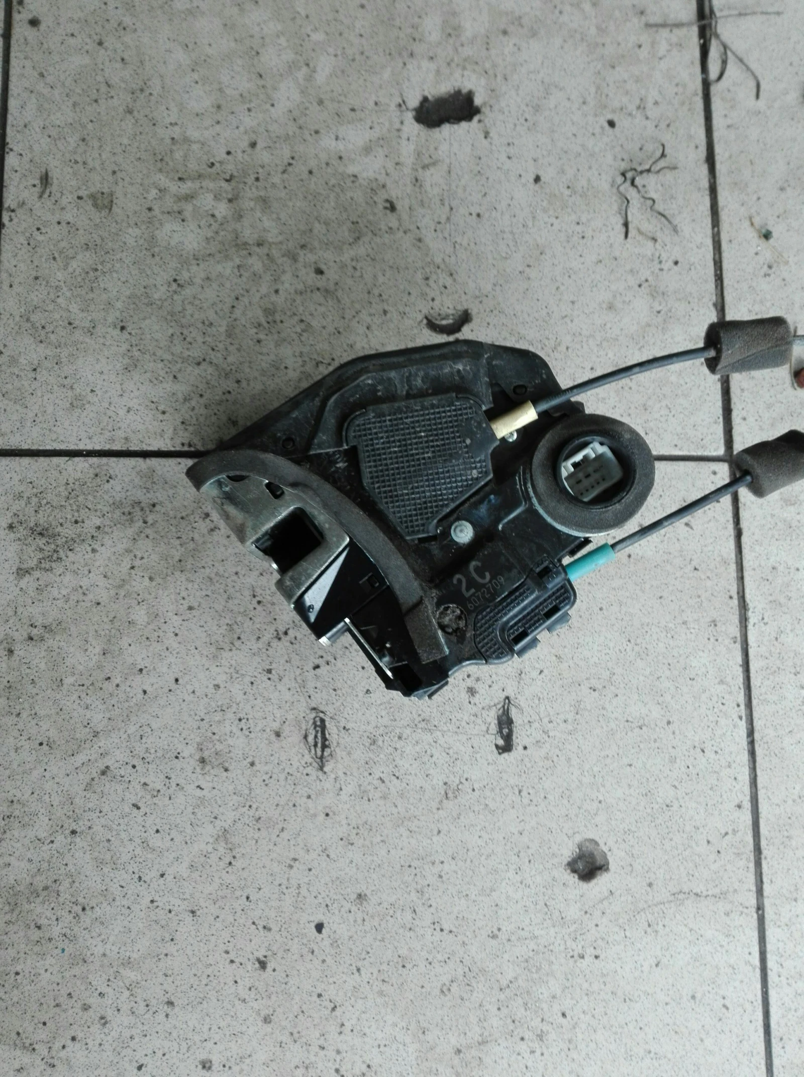      4 2.2 | Mobile.bg   1