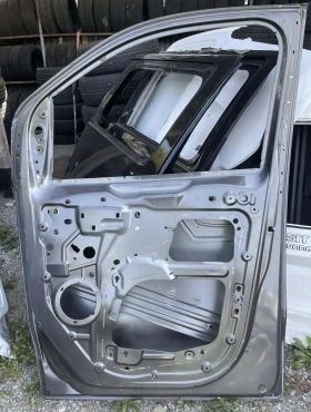 Предна дясна врата за Toyota Proace 2 gen 16-23, снимка 2 - Части - 52957515