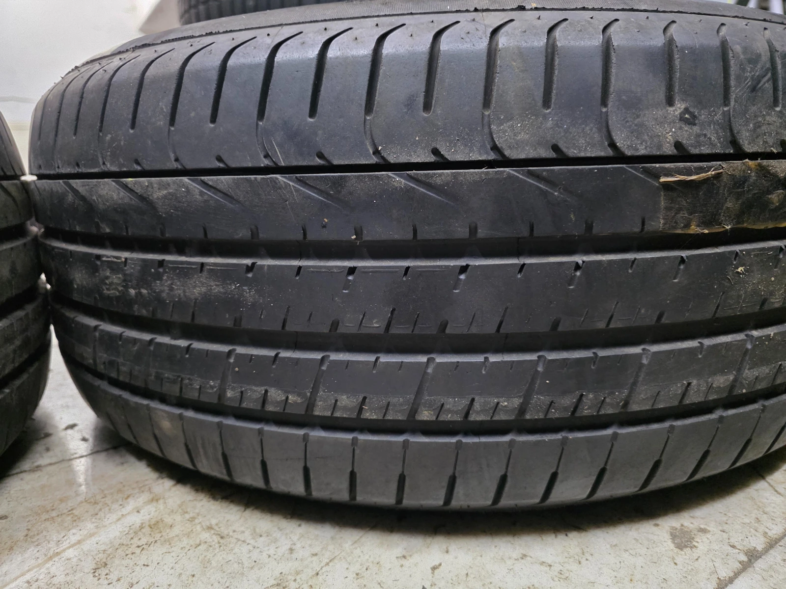 Гуми Летни 245/50R18, снимка 3 - Гуми и джанти - 54001324