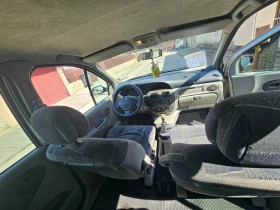 Renault Scenic, снимка 2