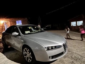 Alfa Romeo 159 1.9jtdM | Mobile.bg    13