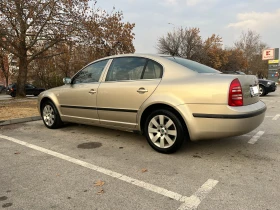 Skoda Superb 2.0i, снимка 3