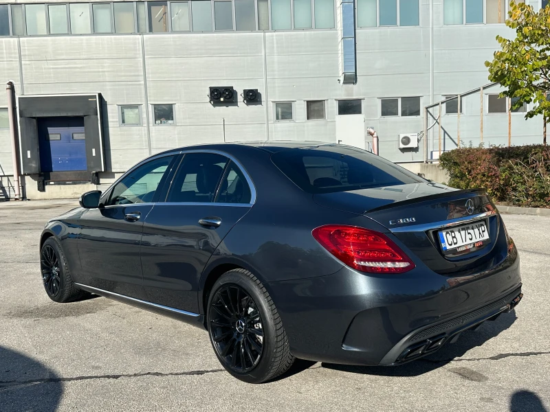 Mercedes-Benz C 300 4 Matic, снимка 3 - Автомобили и джипове - 47535788