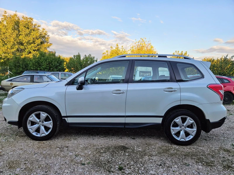 Subaru Forester Автомат, снимка 6 - Автомобили и джипове - 47729785