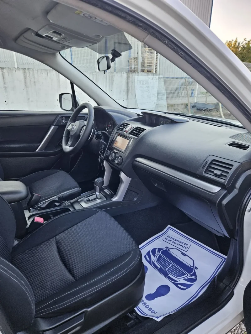 Subaru Forester Автомат, снимка 10 - Автомобили и джипове - 47729785