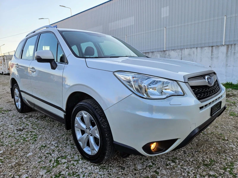 Subaru Forester Автомат, снимка 3 - Автомобили и джипове - 47729785