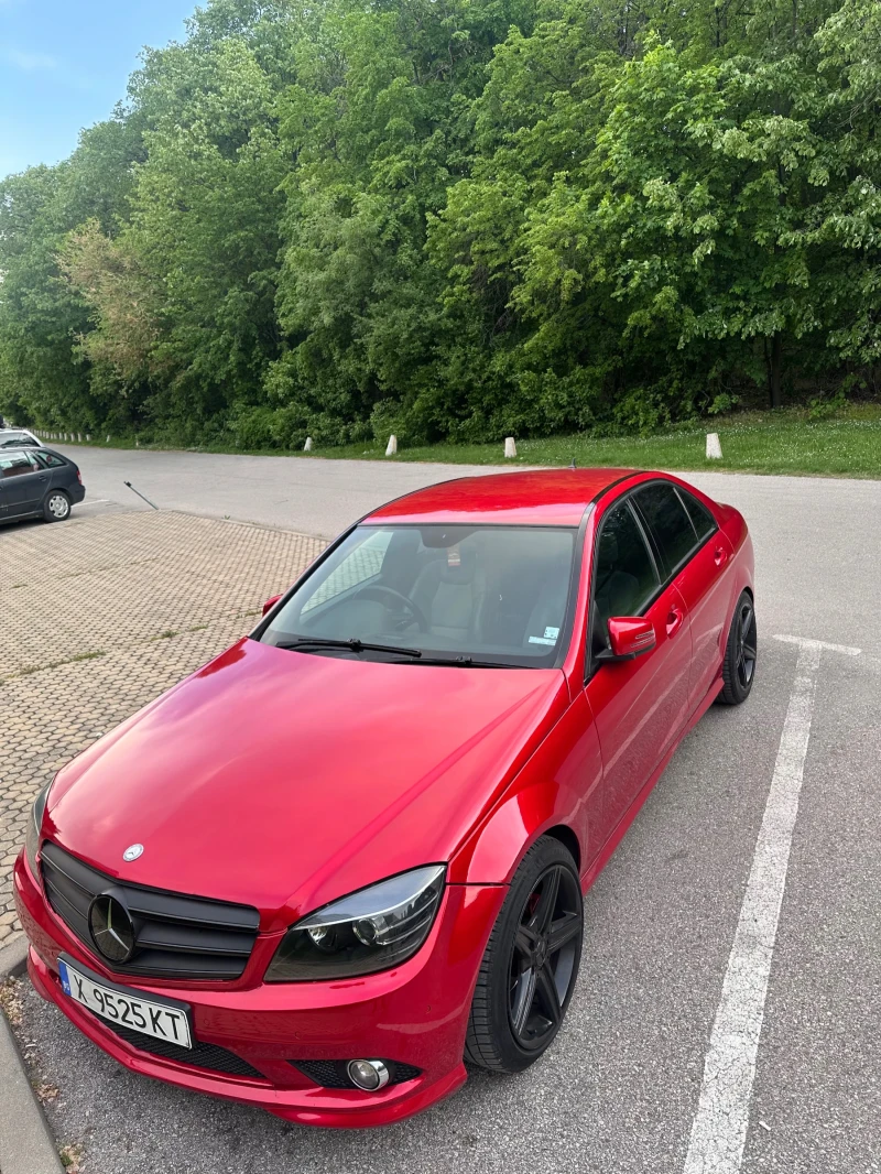 Mercedes-Benz C 220 Десен волан, снимка 17 - Автомобили и джипове - 52423616