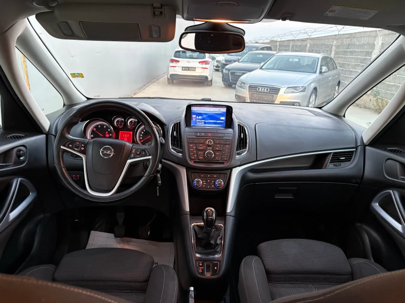 Opel Zafira 1.6 CDTi* Navi* Cosmo* 6+ 1* Xenon* , снимка 8 - Автомобили и джипове - 51302963