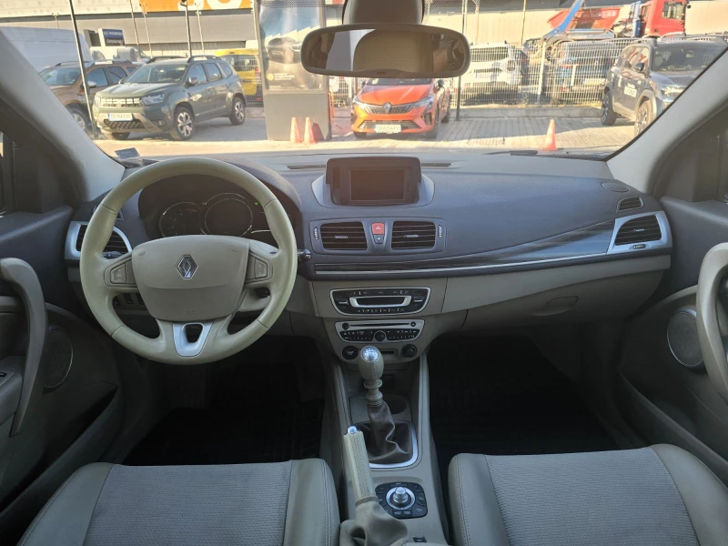 Renault Megane 1.9 dCi 130 к.с. дизел BVM6, снимка 7 - Автомобили и джипове - 51556140