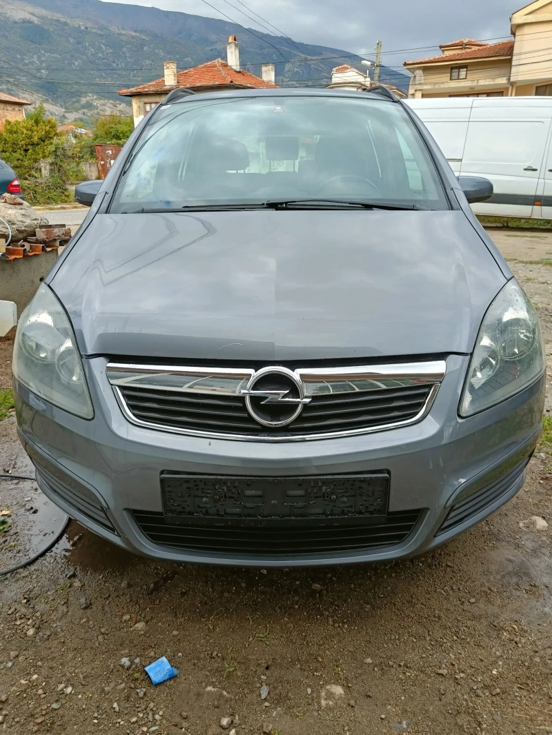 Opel Zafira 1.9 cdti, снимка 2 - Автомобили и джипове - 51915634