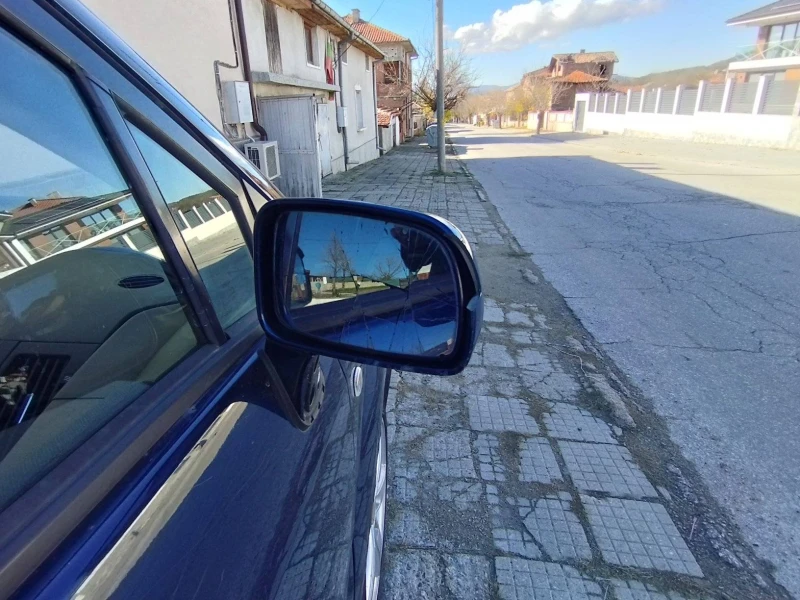 Toyota Corolla verso 2.0 D4D, снимка 4 - Автомобили и джипове - 52509533