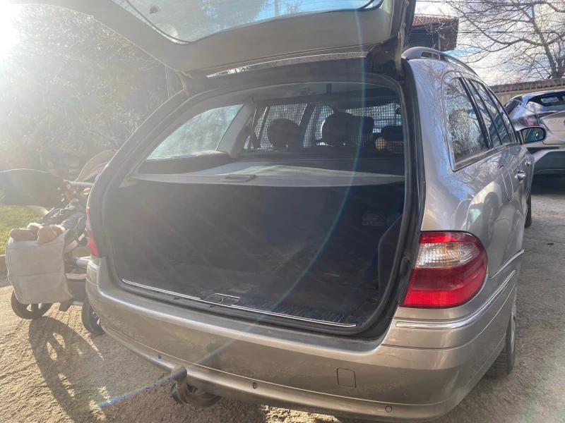Mercedes-Benz E 270 Avantgarde , снимка 2 - Автомобили и джипове - 53463230