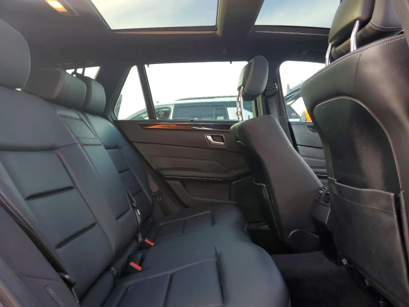 Mercedes-Benz E 350 4MATIC* ПОДГРЕВИ* HARMAN KARON* МЕМОРИ* , снимка 10 - Автомобили и джипове - 53512578